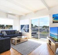 Lazy Days Beach House Jervis Bay - Pet Friendly 4 Mins Walk to Beach - Accommodation Cairns