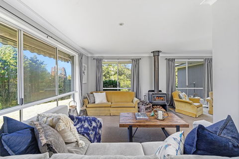 Lilyview Cottage - Robertson - Accommodation Cairns 2