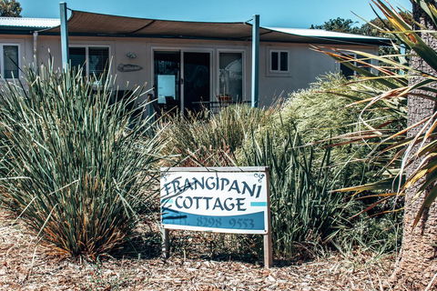 Linger Longer Cottages - Accommodation Cairns 2