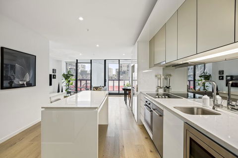 Luxuria Apartments - Manhattan - Accommodation Cairns 3