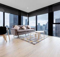 Luxury 2bed2bath apt in the heart of MelCollins - Accommodation Cairns