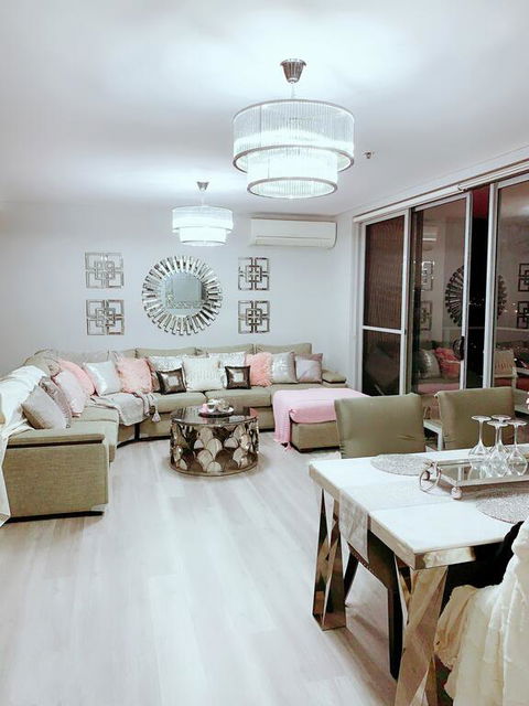 Luxury Apartment With Views - Accommodation Cairns 3