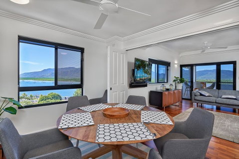 Luxury Cairns Penthouse Apt With Ocean Views (903) - Accommodation Cairns 3