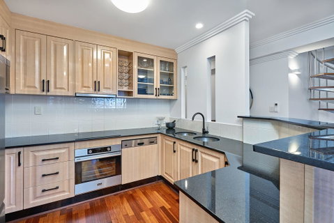 Luxury Cairns Penthouse Apt With Ocean Views (903) - Accommodation Cairns 2