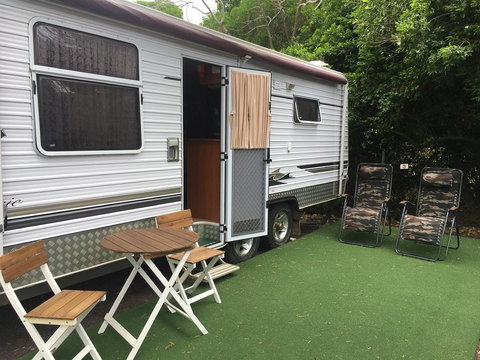 Luxury Caravan - Accommodation Cairns 3