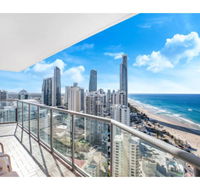 Luxury Holiday Escape High Above Surfers Paradise - Accommodation Cairns
