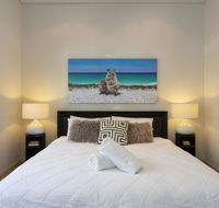 Luxury Modern Escapia - Accommodation Cairns