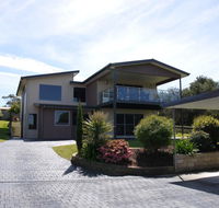 Luxury Near Old Pier Beach - Accommodation Cairns