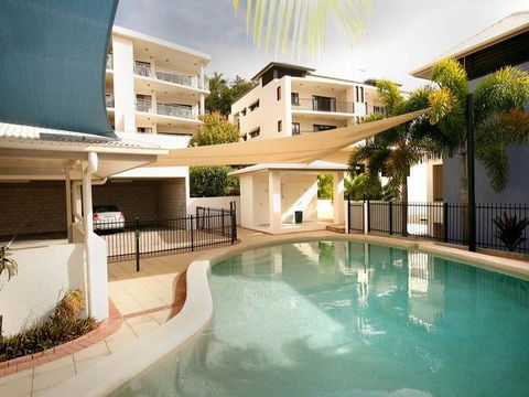Magnificent Location With Amazing Views - Accommodation Cairns 3