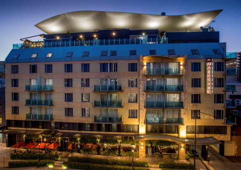 Majestic Roof Garden Hotel - Accommodation Cairns 2