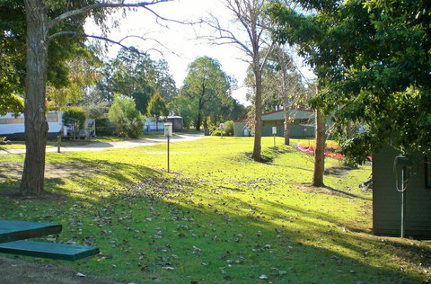 Mallacoota's Shady Gully Caravan Park - Accommodation Cairns 3