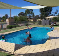 Mansfield Holiday Park - Accommodation Cairns