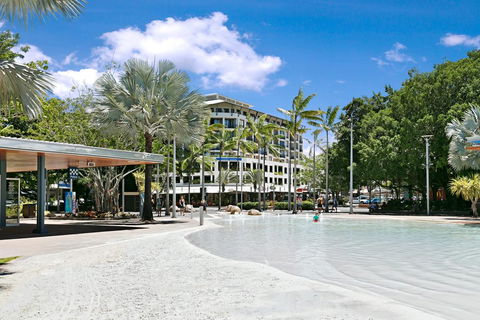 Mantra Esplanade - Accommodation Cairns 2