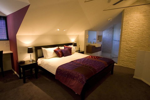 Merlot Verdelho Townhouses - Accommodation Cairns 0