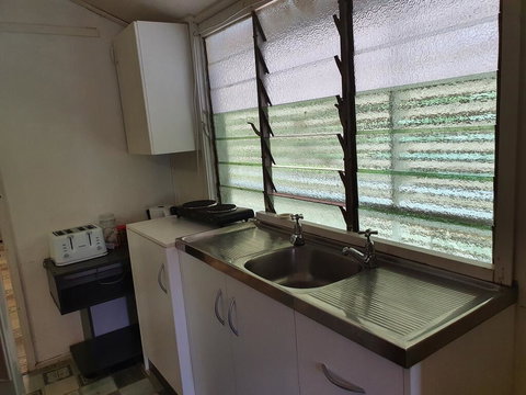 Meyenburg Unit 1 - Accommodation Cairns 2