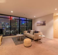 MH004 Melbourne Central APT with City View - Accommodation Cairns