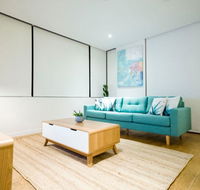 MH005  Brand New Oasis APT in Melbourne CBD - Accommodation Cairns