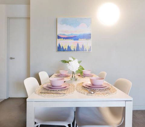 MH020 # Melbourne East Of The Sun - Accommodation Cairns 1