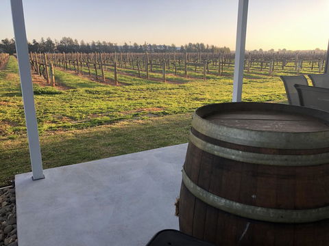 Milawa Vineyard Views - Guesthouse 1 - Accommodation Cairns 2
