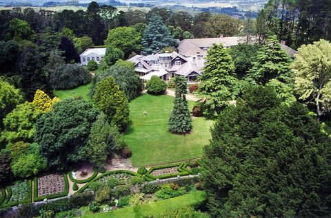 Milton Park Country House Hotel & Spa - Accommodation Cairns 0
