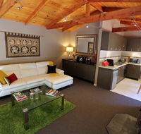 Mirkwood Forest Self-contained Spa Cottages - Accommodation Cairns
