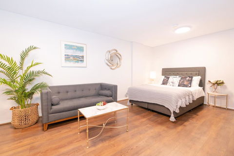 MLB48-Sydney Harbour Stunning View Studio With Free Parking - Accommodation Cairns 1