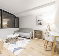Modern Apartments Manhattan  Southern Cross - Accommodation Cairns