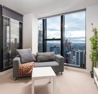modern one bed room with balcony - Accommodation Cairns