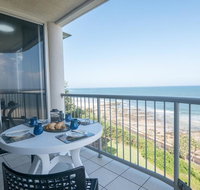 Monterey Lodge Unit 16 27 Warne Terrace. Kings Beach - Accommodation Cairns