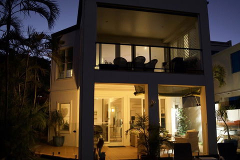 Moreton Bay Beach Lodge - Accommodation Cairns 3