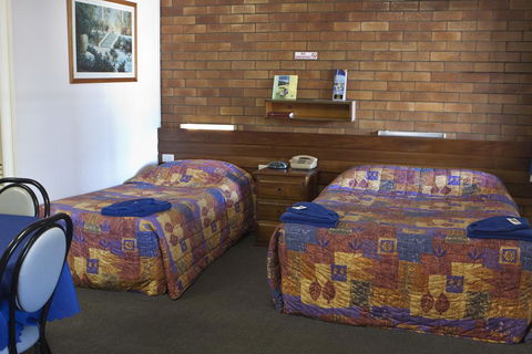 Motel Myall - Accommodation Cairns 0