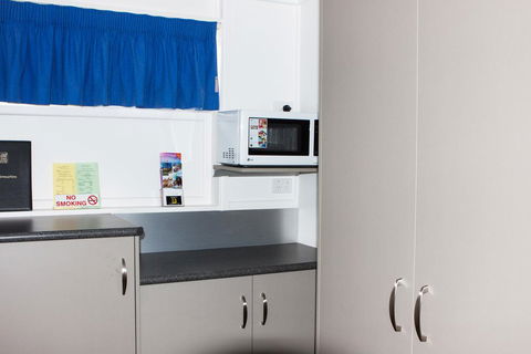 Motel Myall - Accommodation Cairns 2