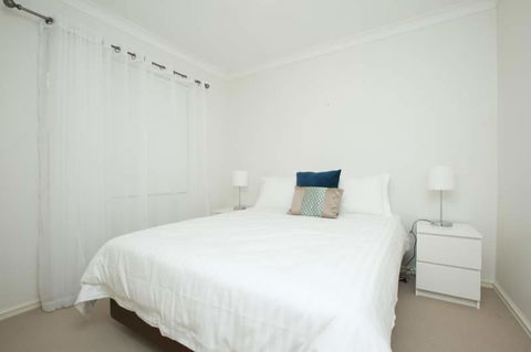 Mt Pleasant Short Stay - Accommodation Cairns 1