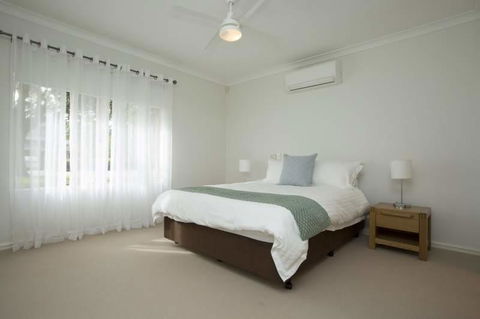Mt Pleasant Short Stay - Accommodation Cairns 0