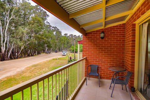 Murray Waters Motor Inn & Apartments - Accommodation Cairns 1