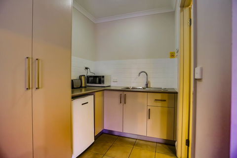Murray Waters Motor Inn & Apartments - Accommodation Cairns 2