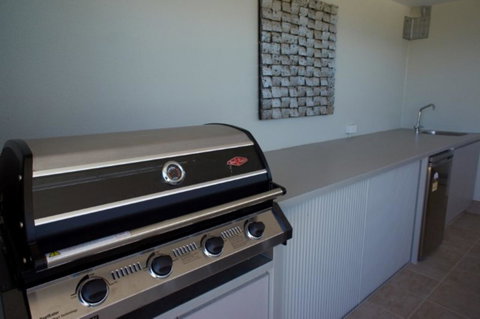 The Urban Beach House - Accommodation Cairns 19