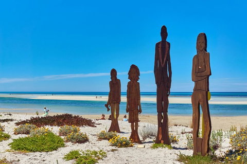 The Urban Beach House - Accommodation Cairns 2