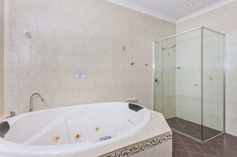 Quality Hotel Bayswater - Accommodation Cairns 20