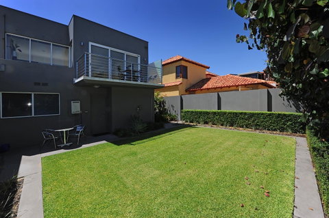 Cottesloe Beach House II - Accommodation Cairns 23