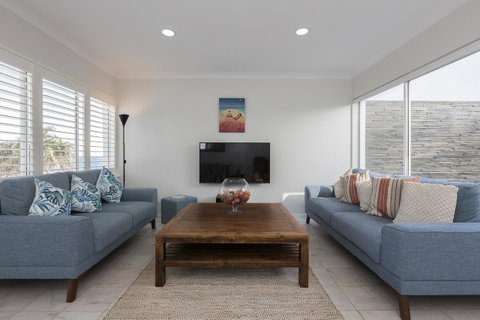 Cottesloe Beach House II - Accommodation Cairns 4