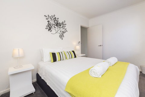 Cottesloe Beach House II - Accommodation Cairns 11
