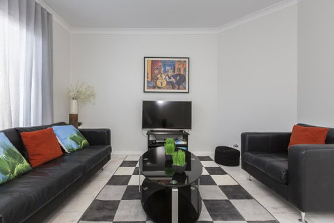 Cottesloe Beach House II - Accommodation Cairns 6
