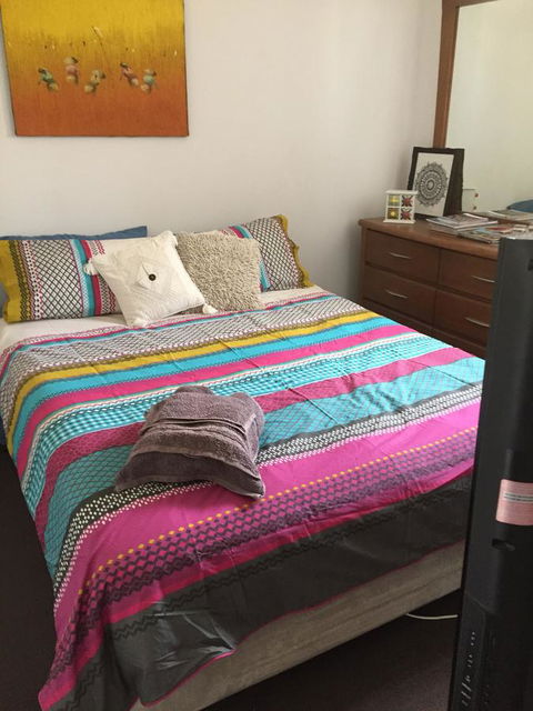 Lakeside Views - Accommodation Cairns 2