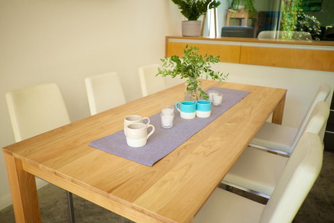 Cottesloe Artist's Beach Retreat - Accommodation Cairns 32