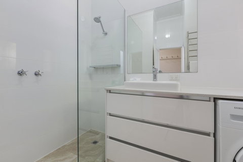 Cottesloe Bel-Air Apartment - Accommodation Cairns 11