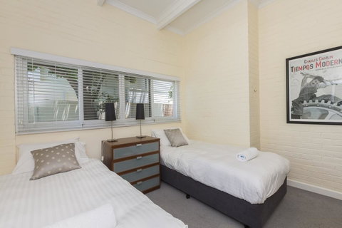 Cottesloe Bel-Air Apartment - Accommodation Cairns 9