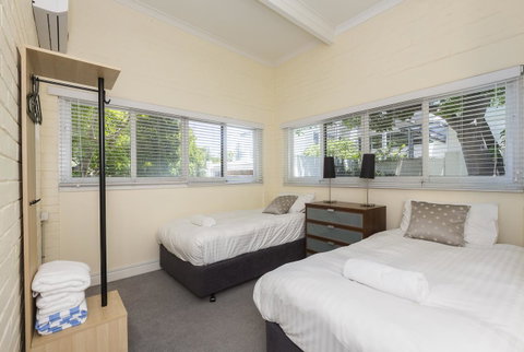 Cottesloe Bel-Air Apartment - Accommodation Cairns 8