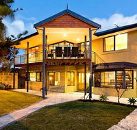 Mullaloo Beachfront Retreat - Accommodation Cairns