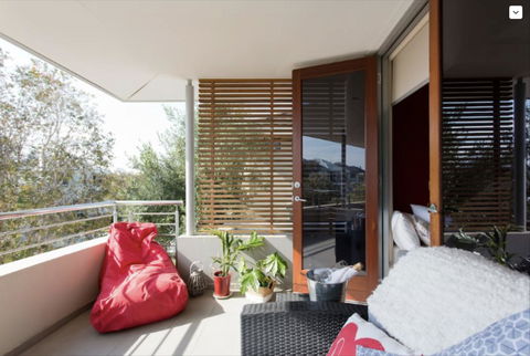 Adele's Luxury South Beach Apartment With King Bed - Accommodation Cairns 18